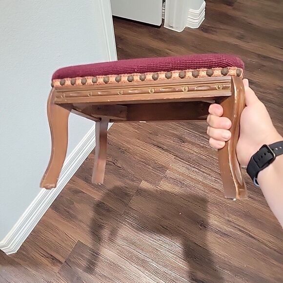 Antique Victorian Needlepoint Floral Footstool Foot Rest Wood Legs Maroon Roses - Picture 8 of 13